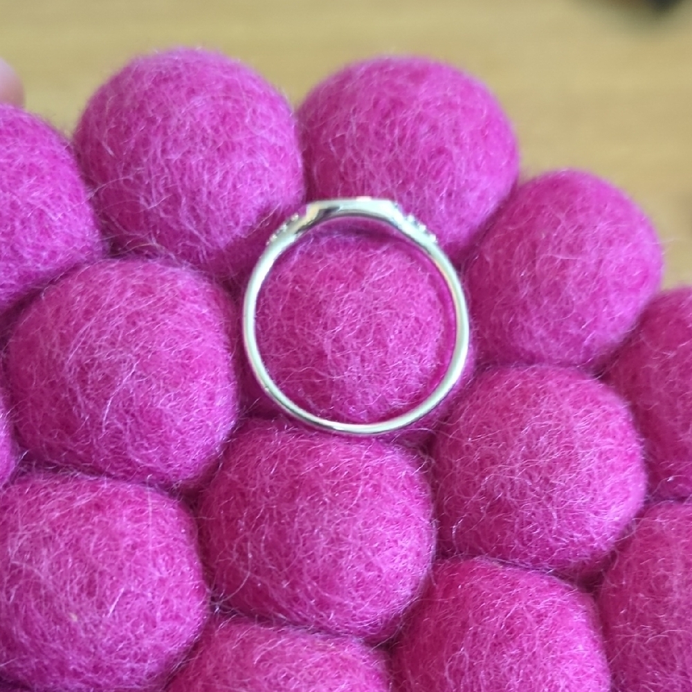 New Kendra Scott Fern 14k White Gold Band Ring in White Diamond - Picture 8 of 11